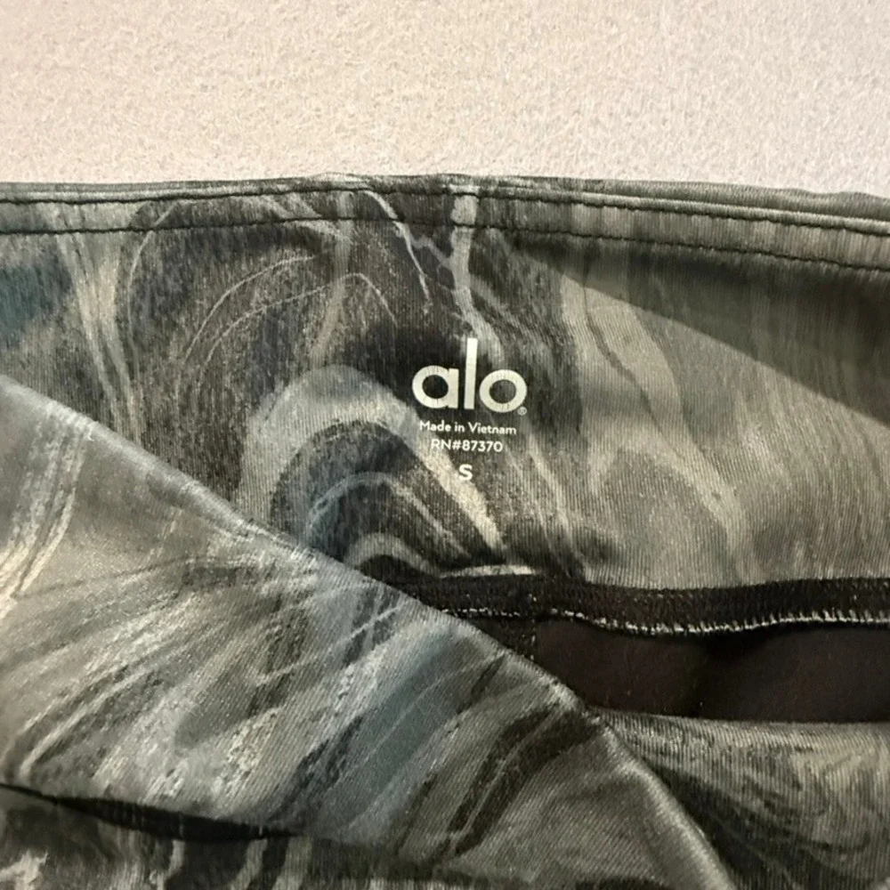 Alo Yoga Women Sz S Airbrush Full Length Legging Marble Gray